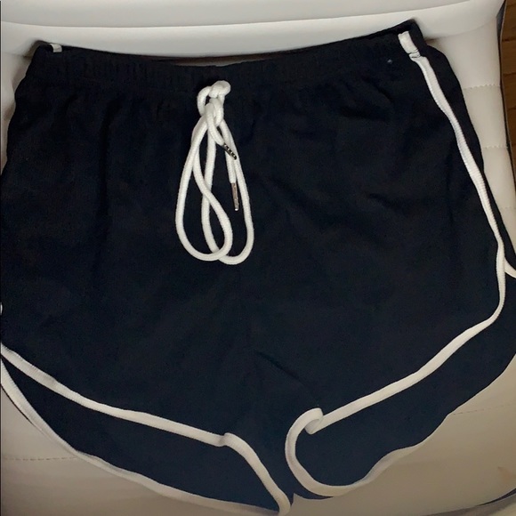 Black trim shorts, white trimming and white ties - Picture 1 of 4